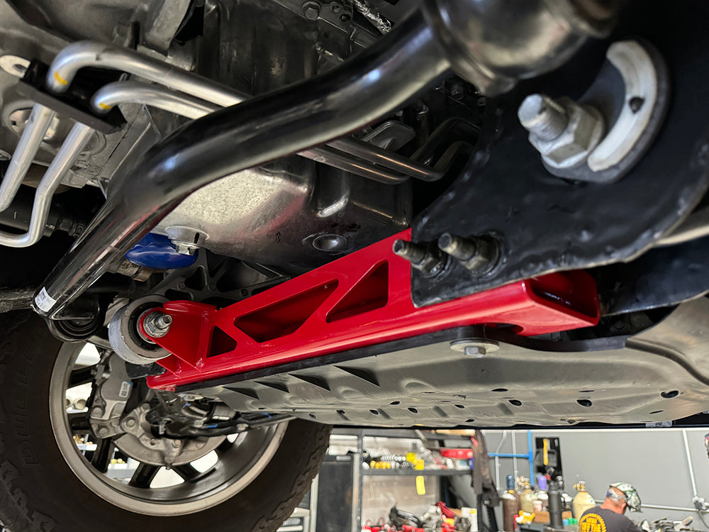 Chassis and Suspension Suspension Engineering لـ Silverado / Sierra 2019-2024