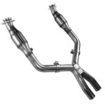 هدرز Kooks Headers - 2-1/2" GREEN Catted X-Pipe.  2005-2010 Mustang GT 4.6L 3V. Req. Kooks Headers.