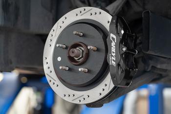 Brake Calipers Only for 15" Conversion Kit, Black BMR Suspension لـ Corvette 1997-2004