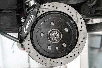 15" Conversion Kit by Carlyle Racing, Drilled and Slotted Rotors, Black Calipers BMR Suspension لـ Cadillac CTS-V 2008-2014