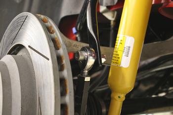 قضيب توازن BMR Suspension لـ Dodge Challenger 2008-2023